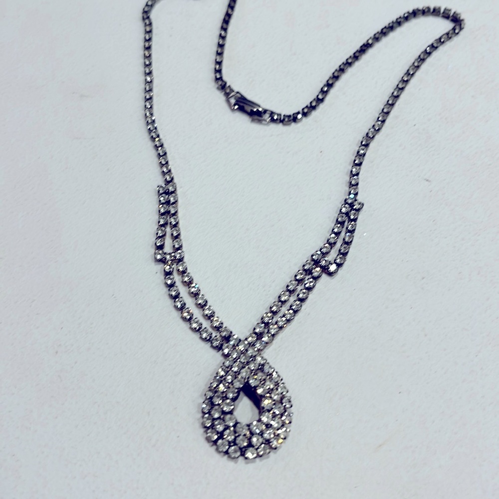 VINTAGE  rhinestone stunning one of a kind necklace with earrings